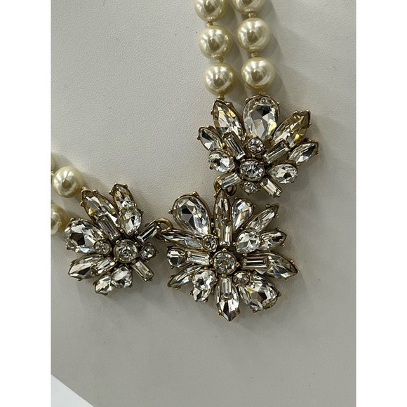 J. Crew Pearl and Rhinestone Cluster
Costume hand knotted Statement Necklace - Picture 11 of 14